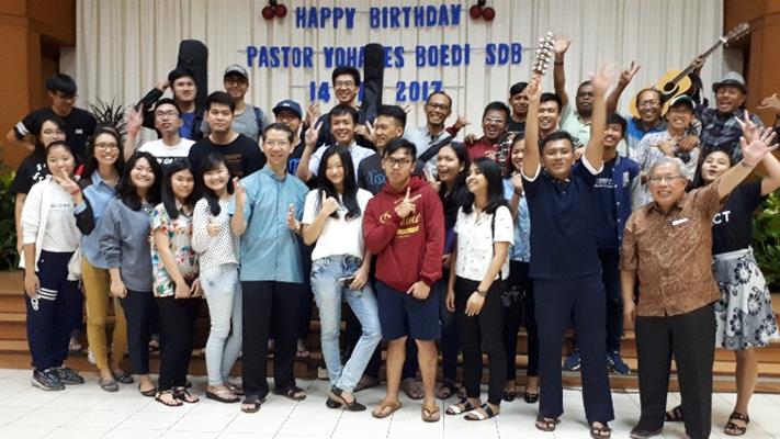 Selamat Ulang Tahun Ke-52, Pastor Boedi!