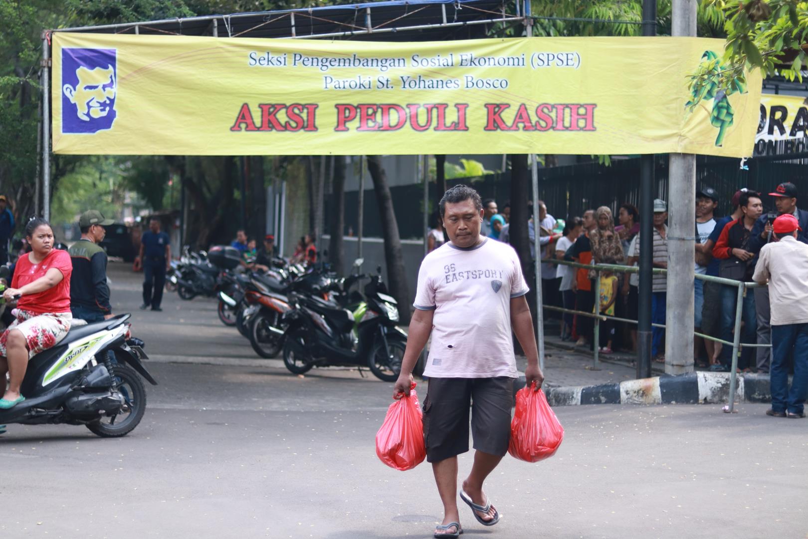 Aksi Peduli Kasih SPSE Menjelang Lebaran