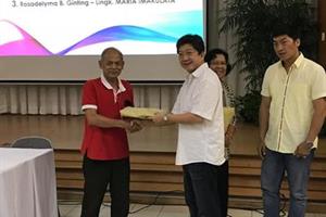 Dewan Paroki memberikan apresiasi kepada pengurus wilayah dan lingkungana