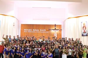 Pelantikan Dewan Paroki Pleno 2018 - 2021 : Selalu gembira dalam pelayanan