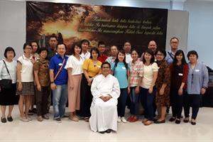 Berjalan Bersama Yesus.... Misa Pembukaan Kursus Emaus Journey